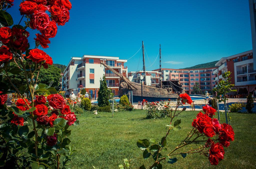 Privillege Fort Noks Beach Apartments Elenite Εξωτερικό φωτογραφία